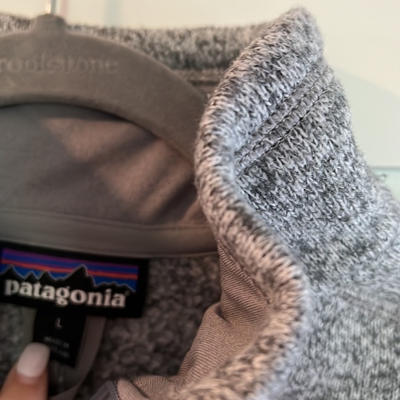 Patagonia pull over - Picture 2 of 3